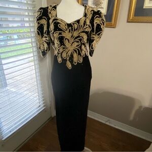 VTG Showtime Black Velvet Evening Gown Size 6 Gold Beaded Bodice Puff Sleeve 80s